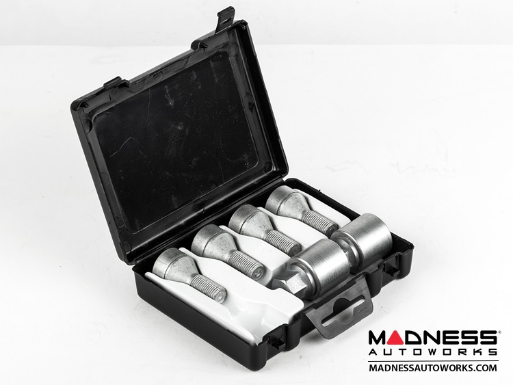 MINI Cooper Lug Bolt and Lock Set by Farad - Set of 20 - M14x1.25 - 60° Cone Seat - Silver (R60/ R61 Models)